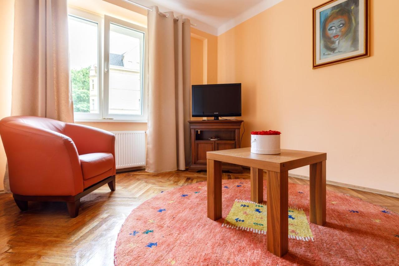 Apartments Tgm 11 Karlovy Vary Eksteriør bilde