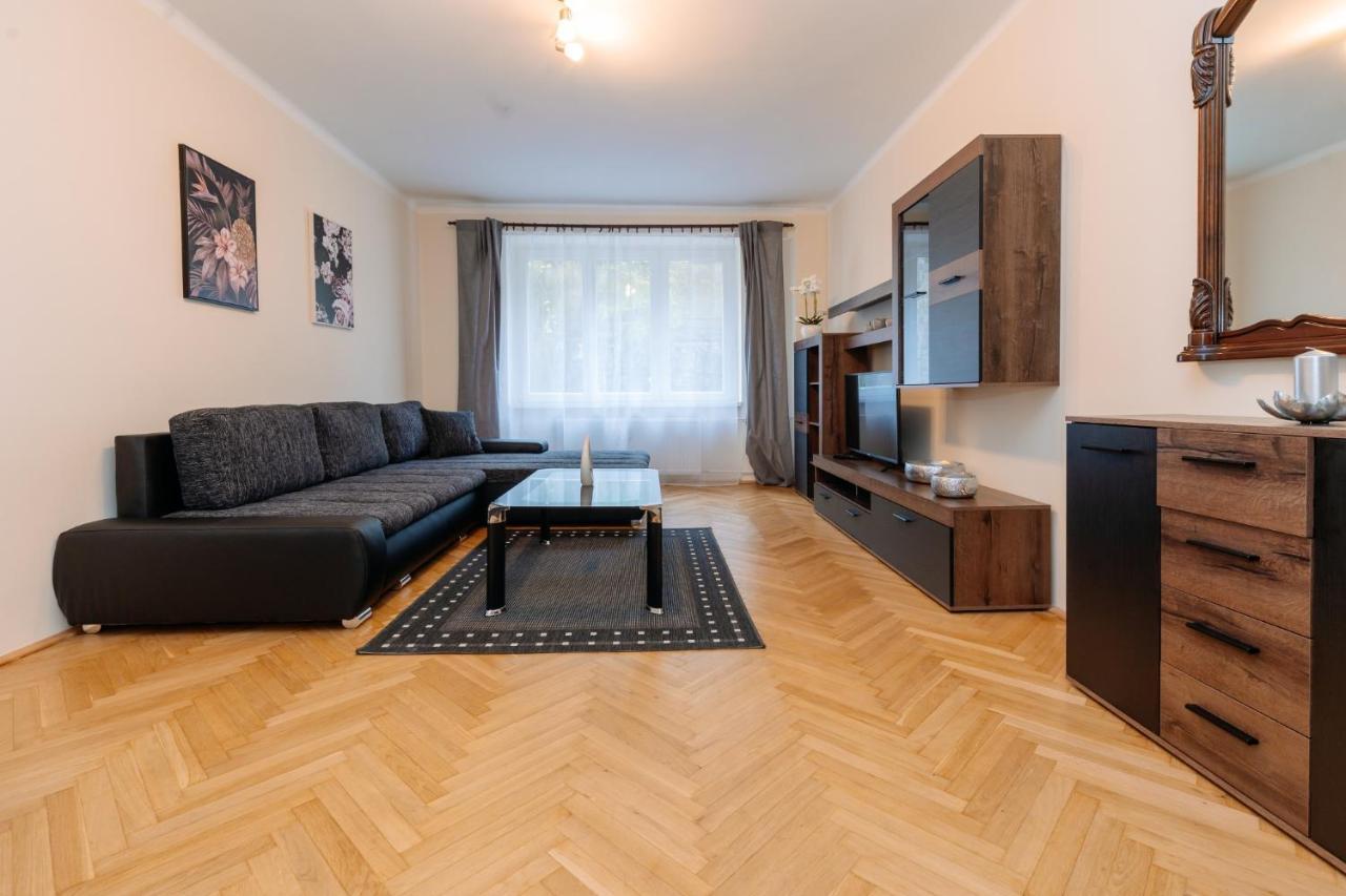 Apartments Tgm 11 Karlovy Vary Eksteriør bilde