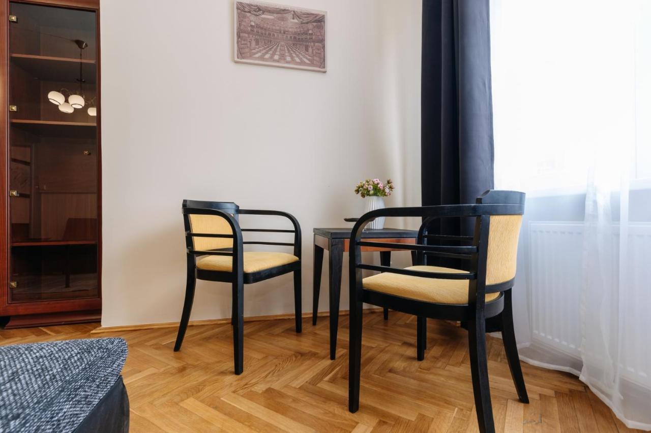 Apartments Tgm 11 Karlovy Vary Eksteriør bilde