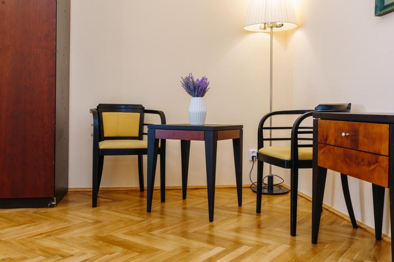 Apartments Tgm 11 Karlovy Vary Eksteriør bilde
